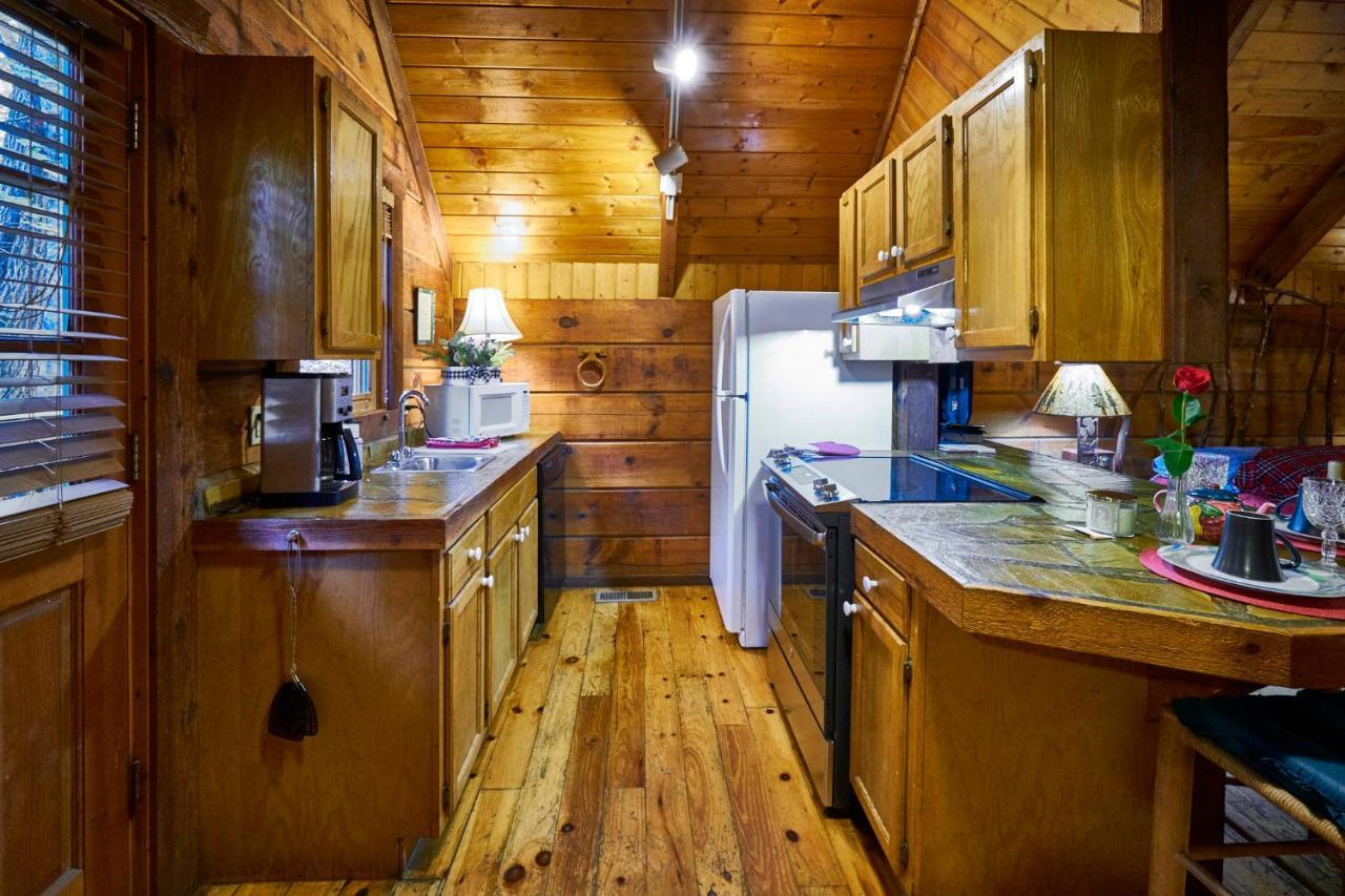 A Cabin In The Woods Піджен-Фордж Екстер'єр фото