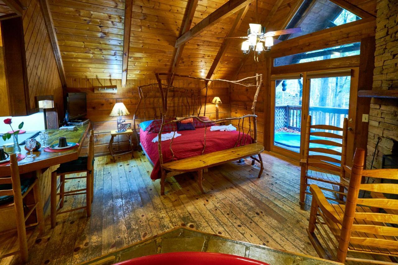 A Cabin In The Woods Піджен-Фордж Екстер'єр фото