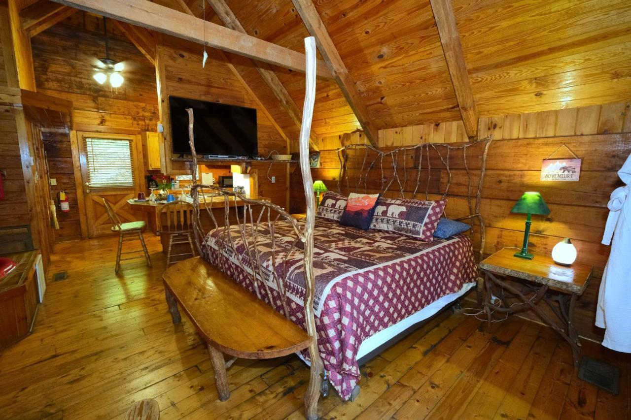 A Cabin In The Woods Піджен-Фордж Екстер'єр фото